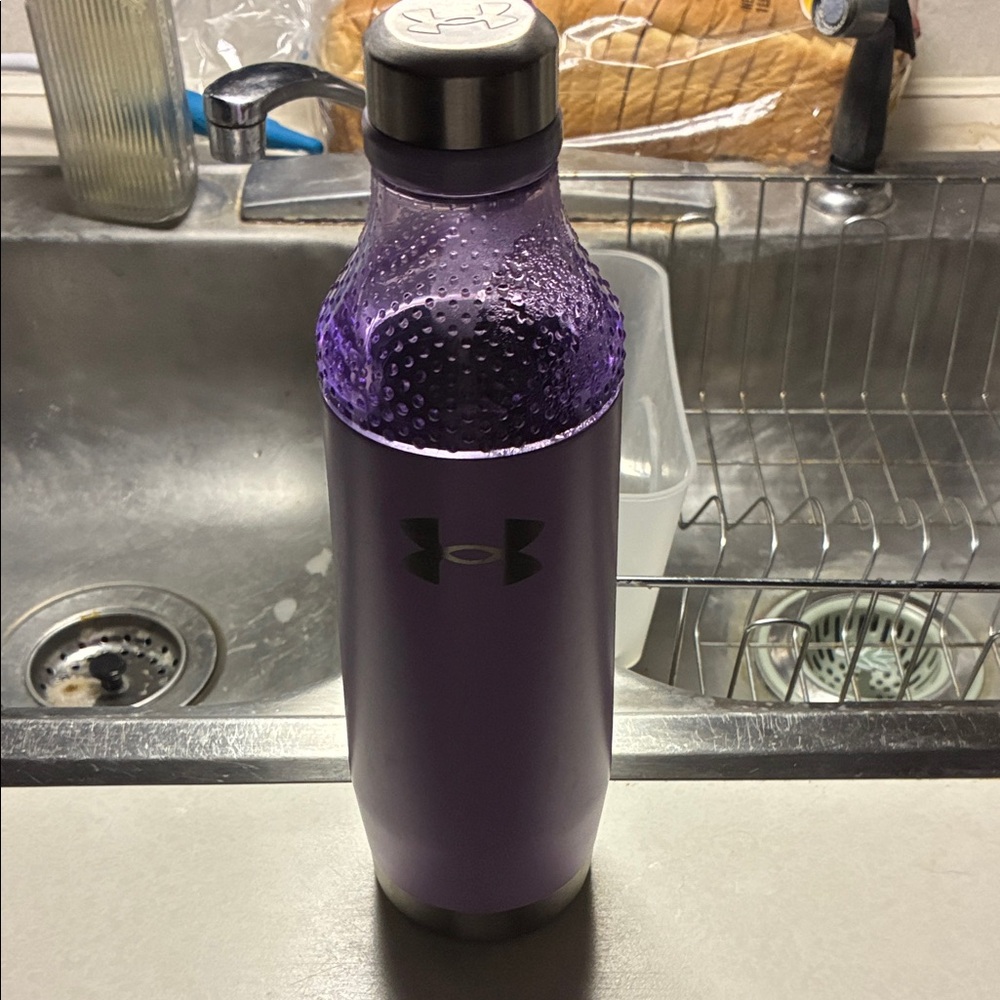 EUC Under Armour Violet Insulated Bottle